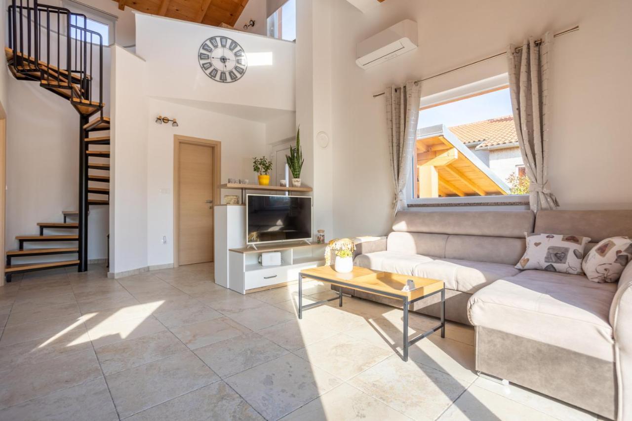 Holiday House Toici Nenadici  Экстерьер фото