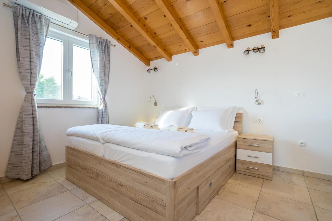 Holiday House Toici Nenadici  Экстерьер фото